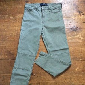 Hollister Khaki Green High Rise Crop Pants Size 3